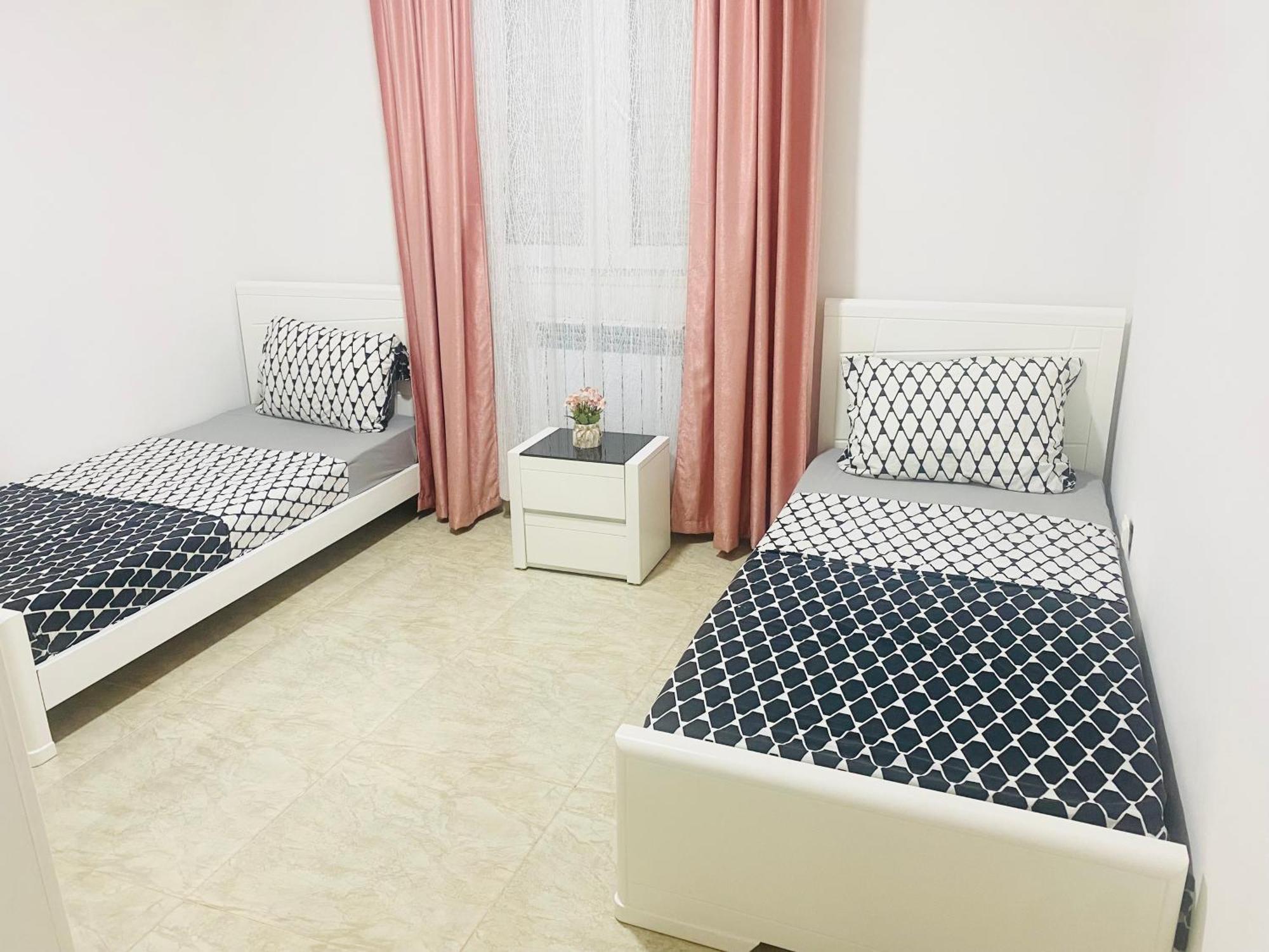 Appartement F5 Spacieux Equipe Haut Standing Mahelma Alger 外观 照片